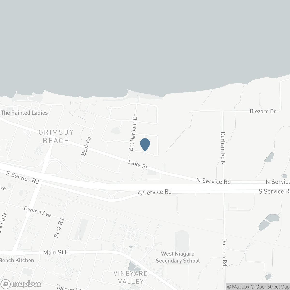 8 NOMAD COURT, Grimsby, Ontario L3M 4R9